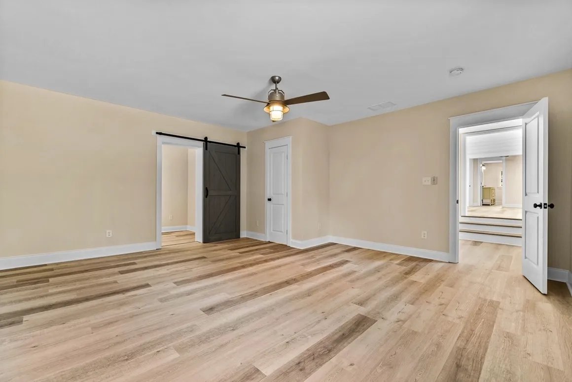 Living room with ceiling fan